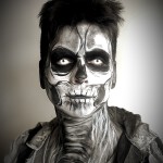 face paint halloween skulls
